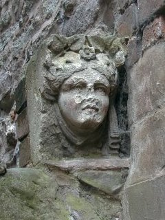 a head in Ludlow